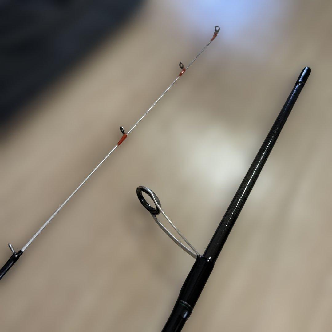 【美品】Daiwa エメラルダスX BOAT 65LS-S ロッドケース付