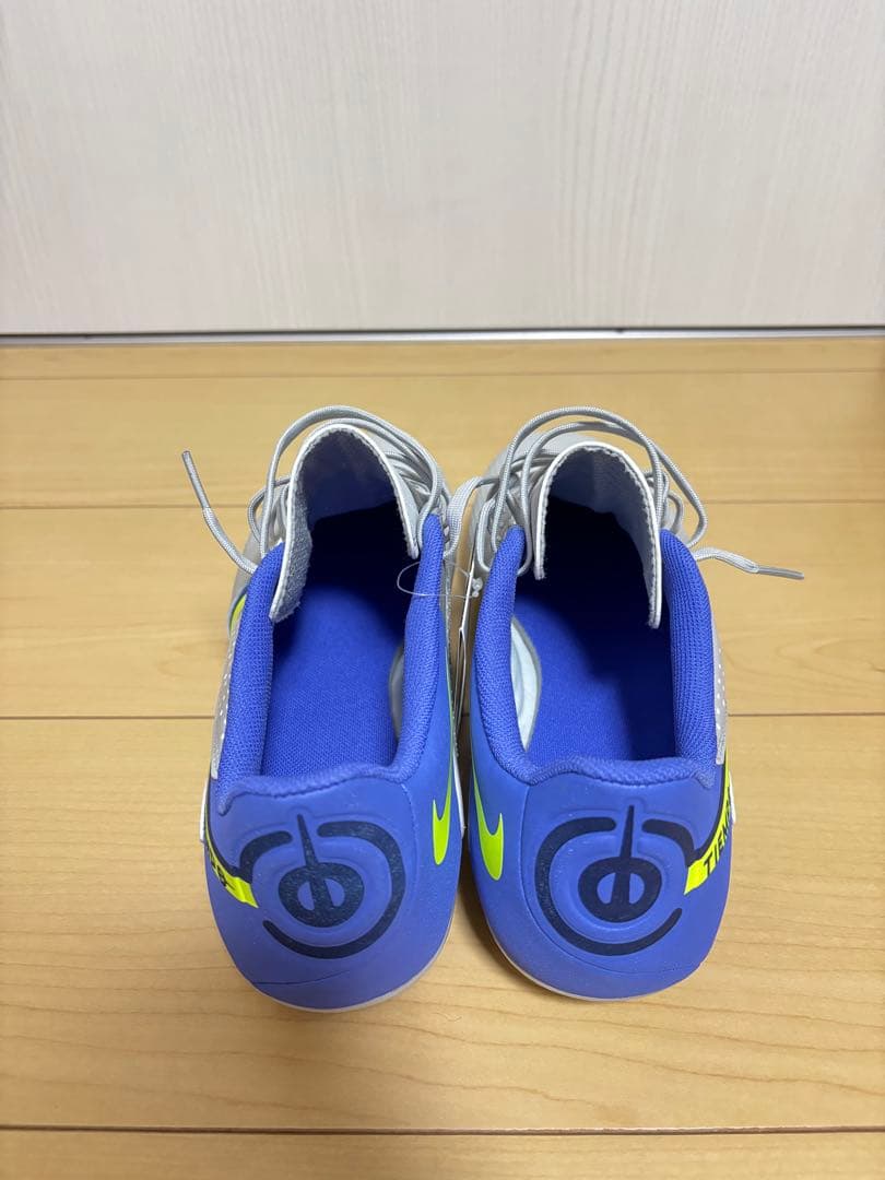 【新品未使用品】NIKE ティエンポ 27cm