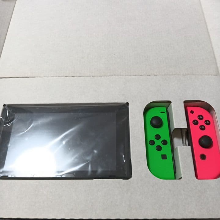 b*t様 Nintendo Switch スプラトゥーンモデル