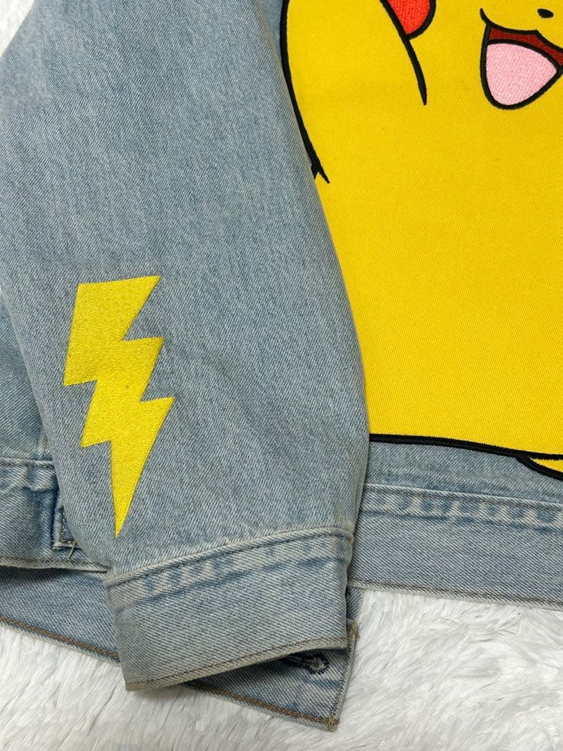 廃盤品　リーバイス　ポケモン　25周年　コラボ　デニム　ジャケット