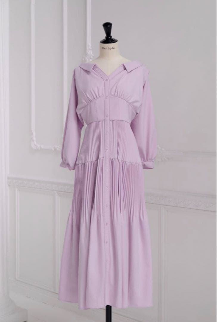 紙タグ付き✨ Herlipto Pleated Open Shirt Dress