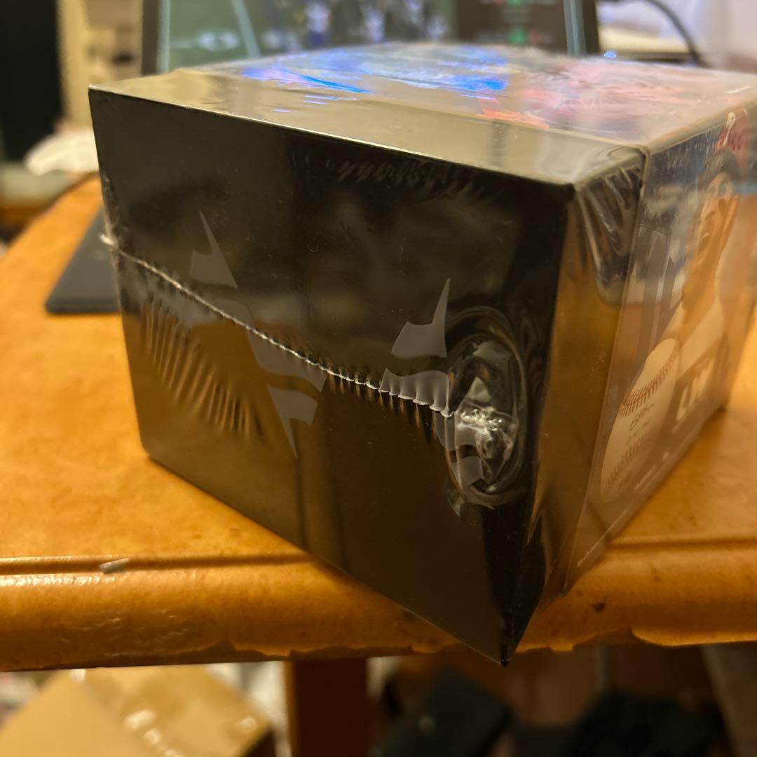 2024 UW Under Wraps 直筆サインボールセット未開封！