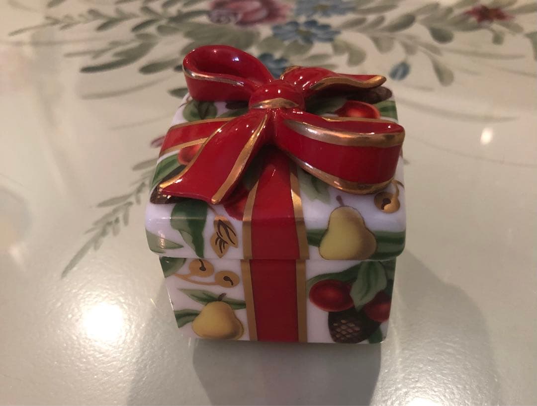 Tiffany&Co. ティファニー ホリデー 陶器製 小物入れ