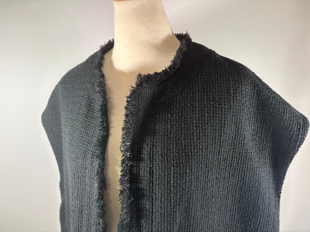 【美品】Na.e ナエ　Novel Tweed Vest_black