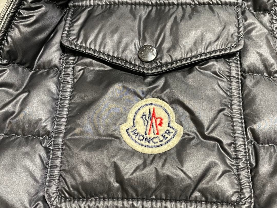 k*m様 モンクレール MONCLER GERS ライトダウンベスト 2 ジレ