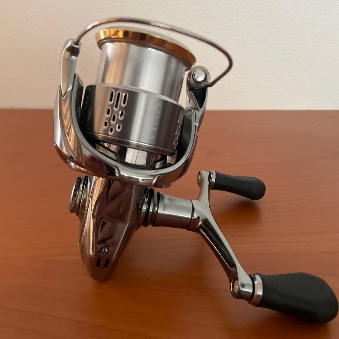 SHIMANO 18ステラ C3000SDHHGスピニングリール