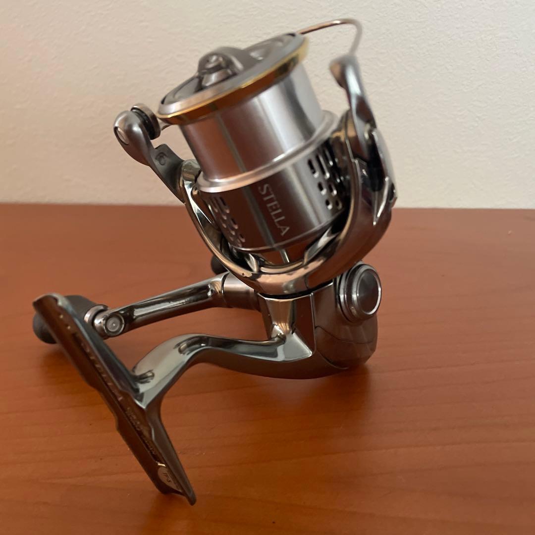SHIMANO 18ステラ C3000SDHHGスピニングリール