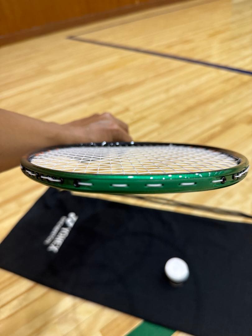 YONEX アストロクス99 プロ 4UG5 バドミントンラケット ケース付き