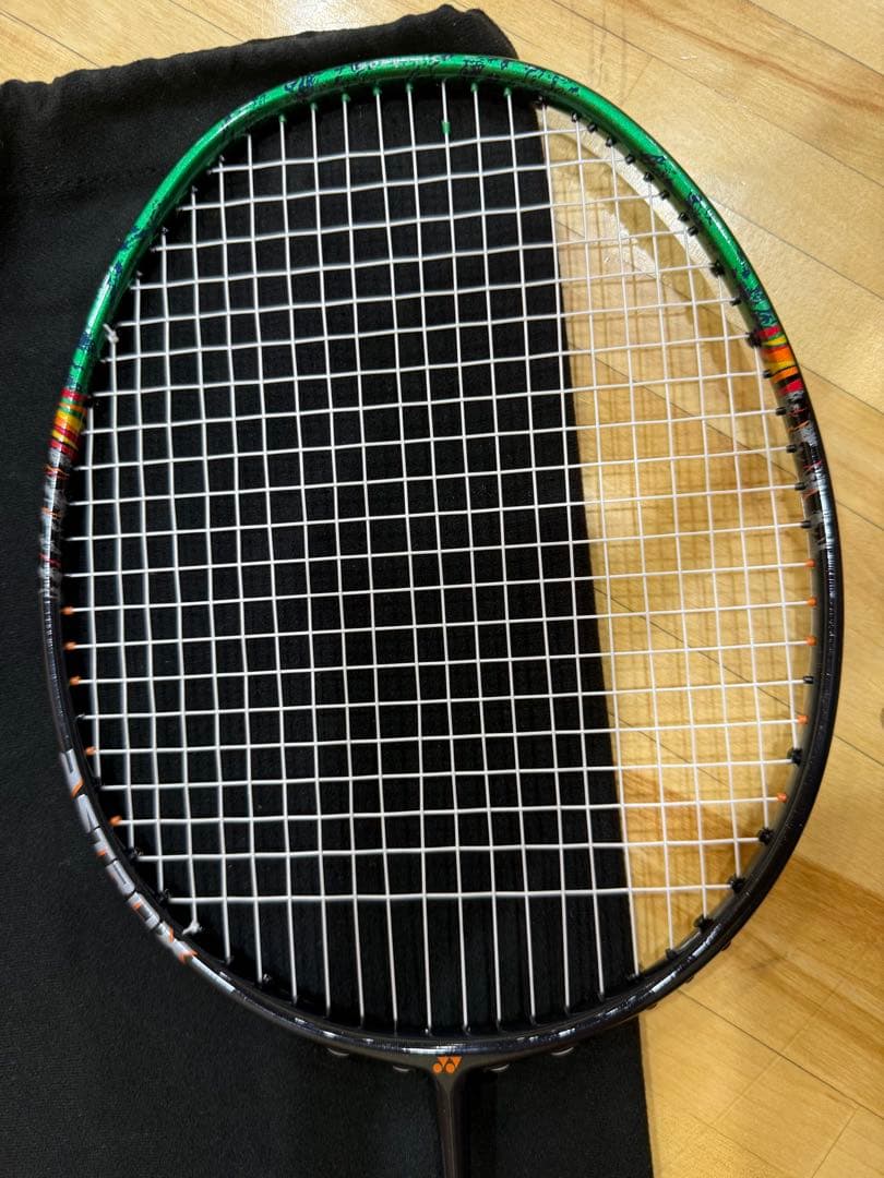 YONEX アストロクス99 プロ 4UG5 バドミントンラケット ケース付き