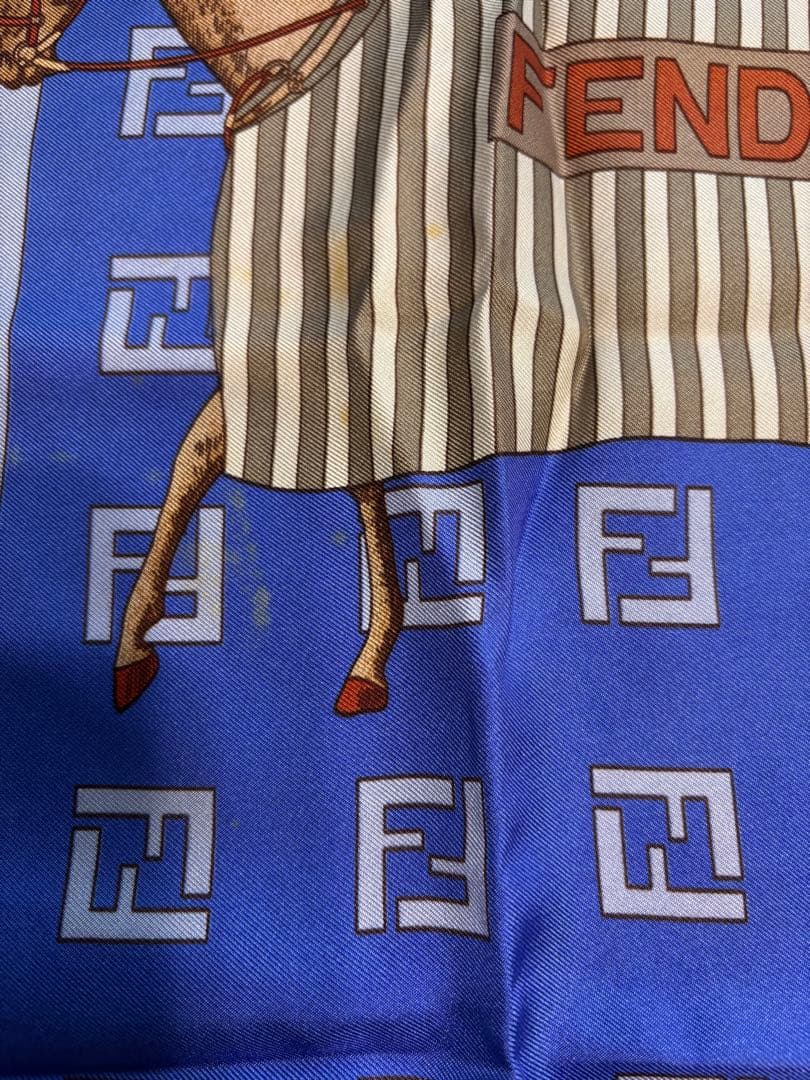 FENDI フェンディ　シルク　大判スカーフ　ブルー系　馬柄