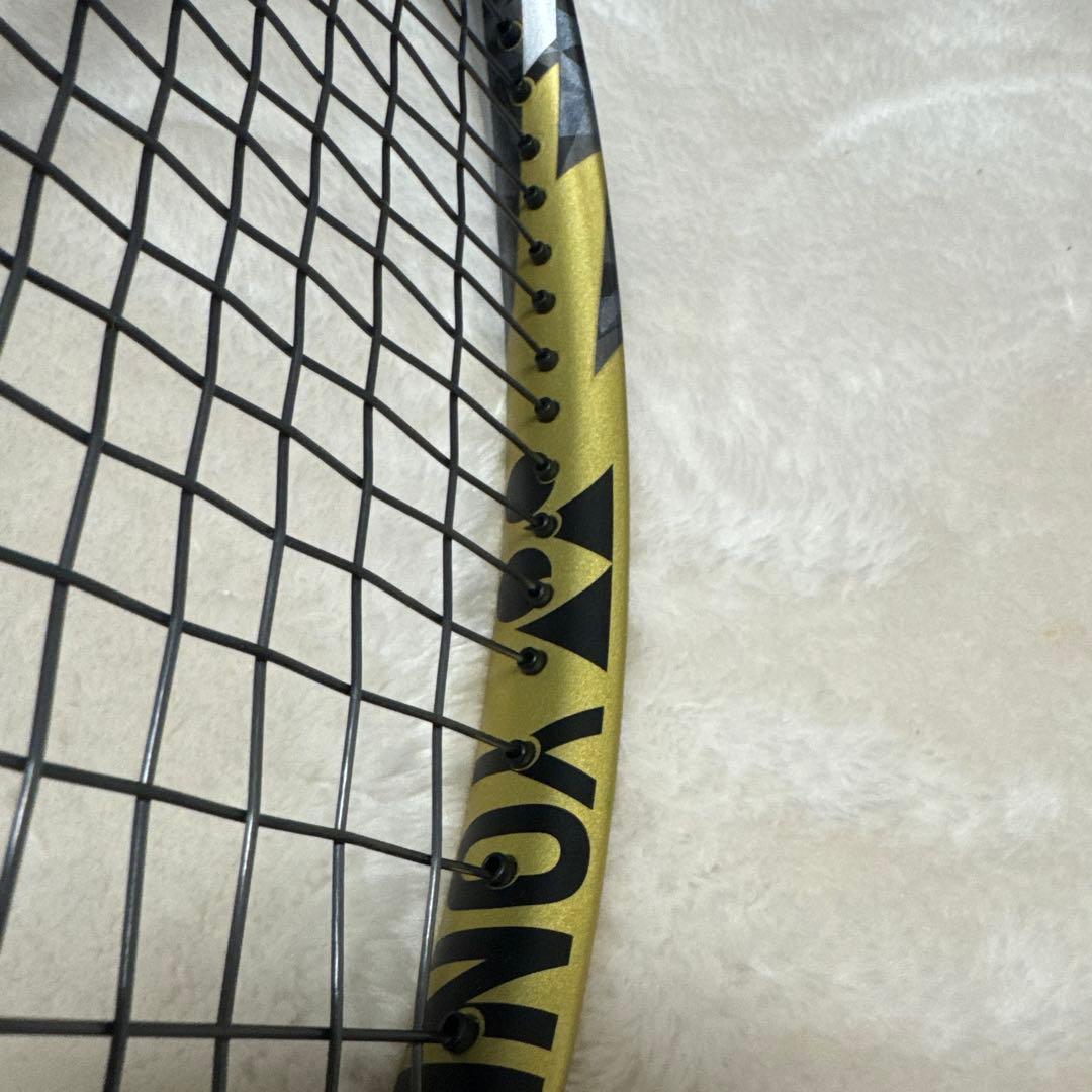 YONEX EZONE 98限定大阪なおみモデルゴールド/ブラック