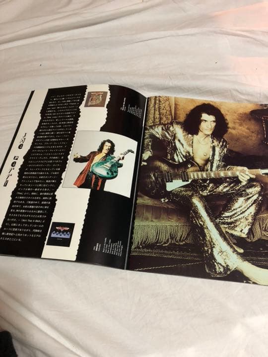 送料込み AEROSMITH ツアーパンフ NINE LIVES