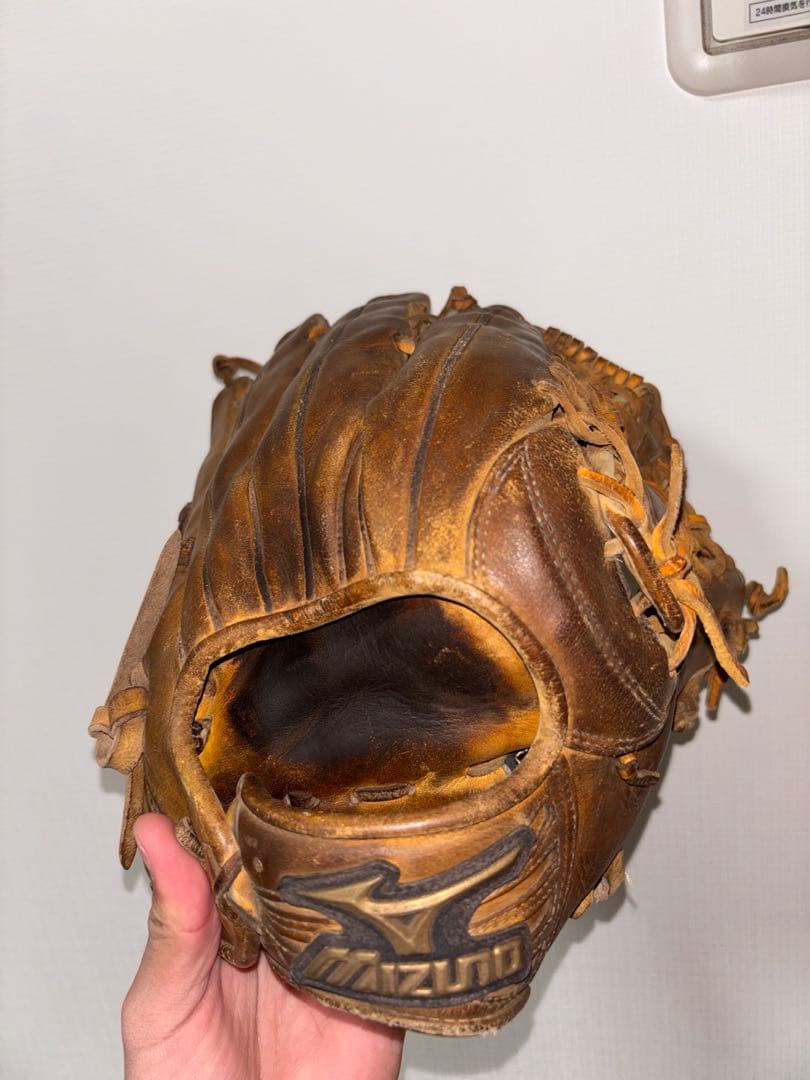 美品‼️高校野球対応‼️型抜群　ミズノ硬式外野手用グローブ