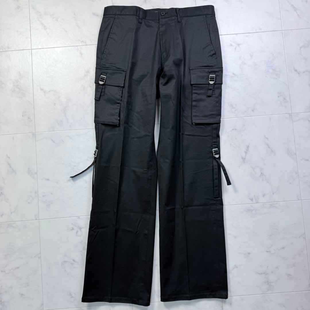 Burberry BLACK LABEL カーゴパンツ ブラック 多機能ポケット