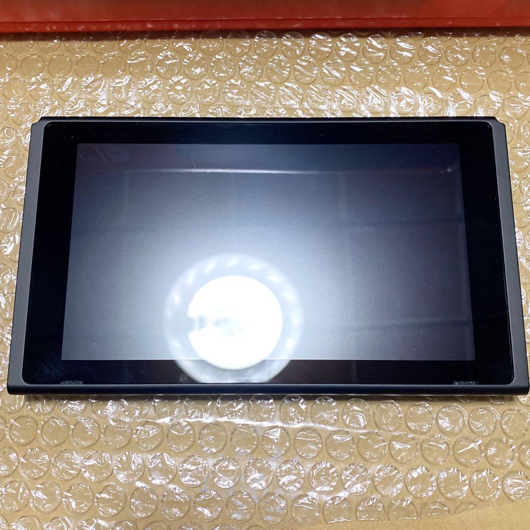 超美品　任天堂Switch 本体画面のみ　2022年製　バッテリー強化版　㉜
