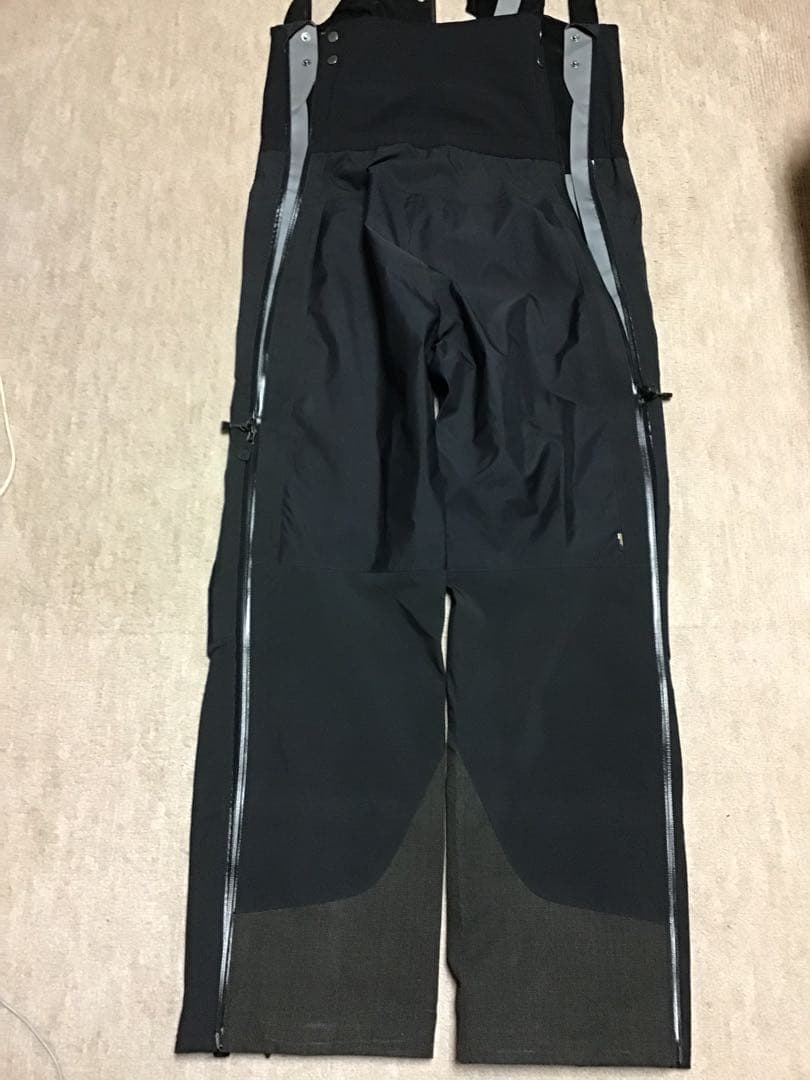 ホグロフス ゴアテックス BIB パンツ