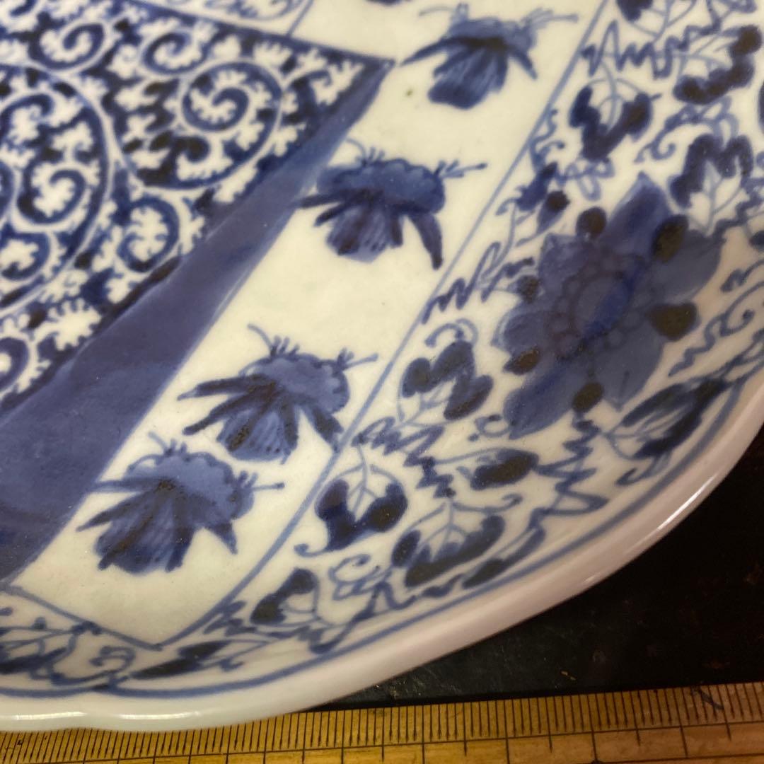古伊万里白抜きたこ唐草唐草文平皿