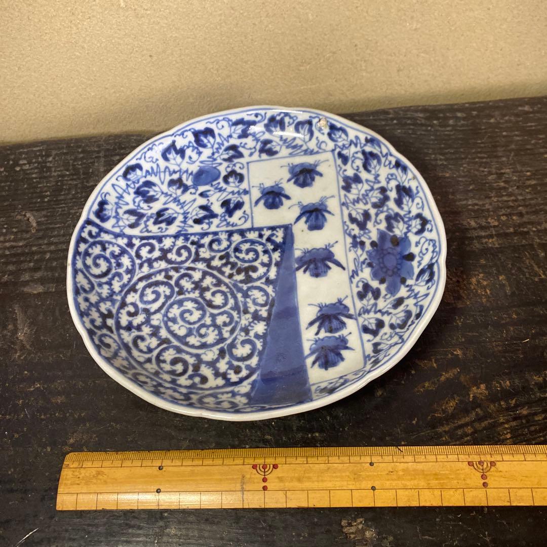 古伊万里白抜きたこ唐草唐草文平皿