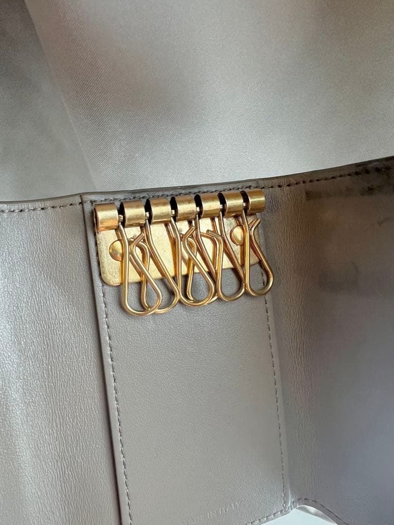 【CELINE】グレインドカーフスキン グレージュ 6連 キーケース ゴールド