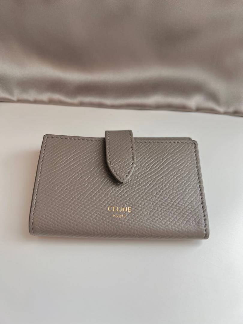 【CELINE】グレインドカーフスキン グレージュ 6連 キーケース ゴールド