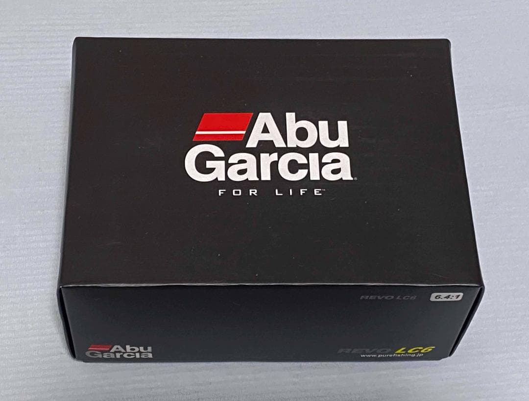 アブガルシア　レボ　エルシーシックス（Revo　LC6）『右巻き』　新品