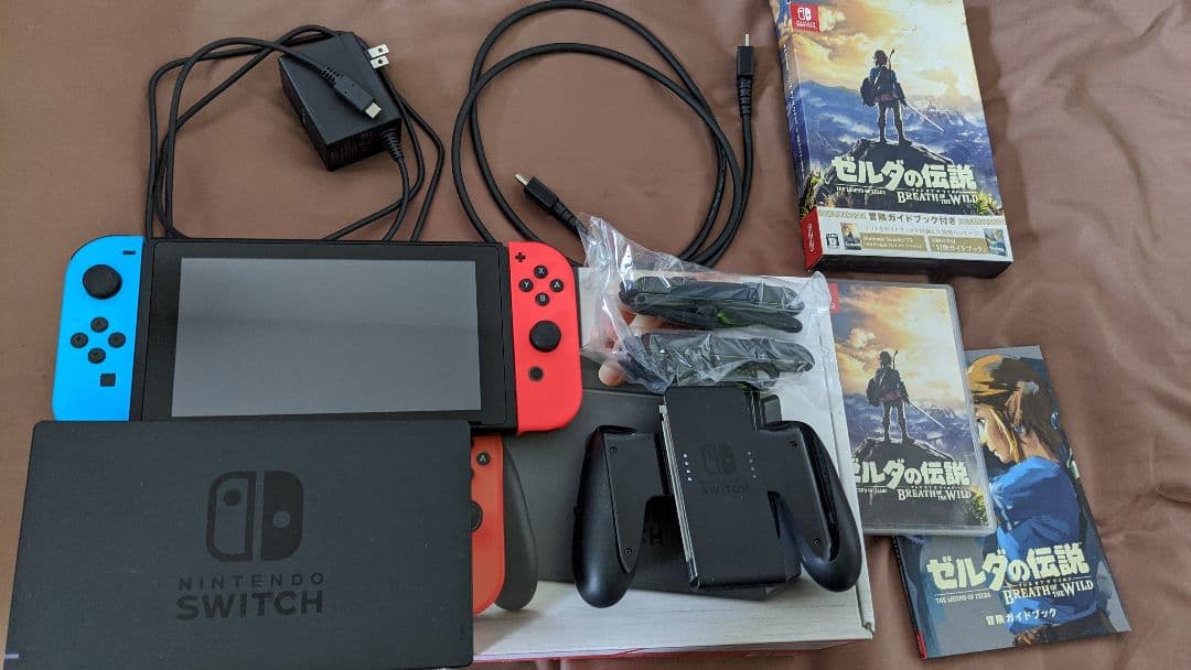 Nintendo Switch 本体 + ゼルダの伝説ブレスオブザワイルド
