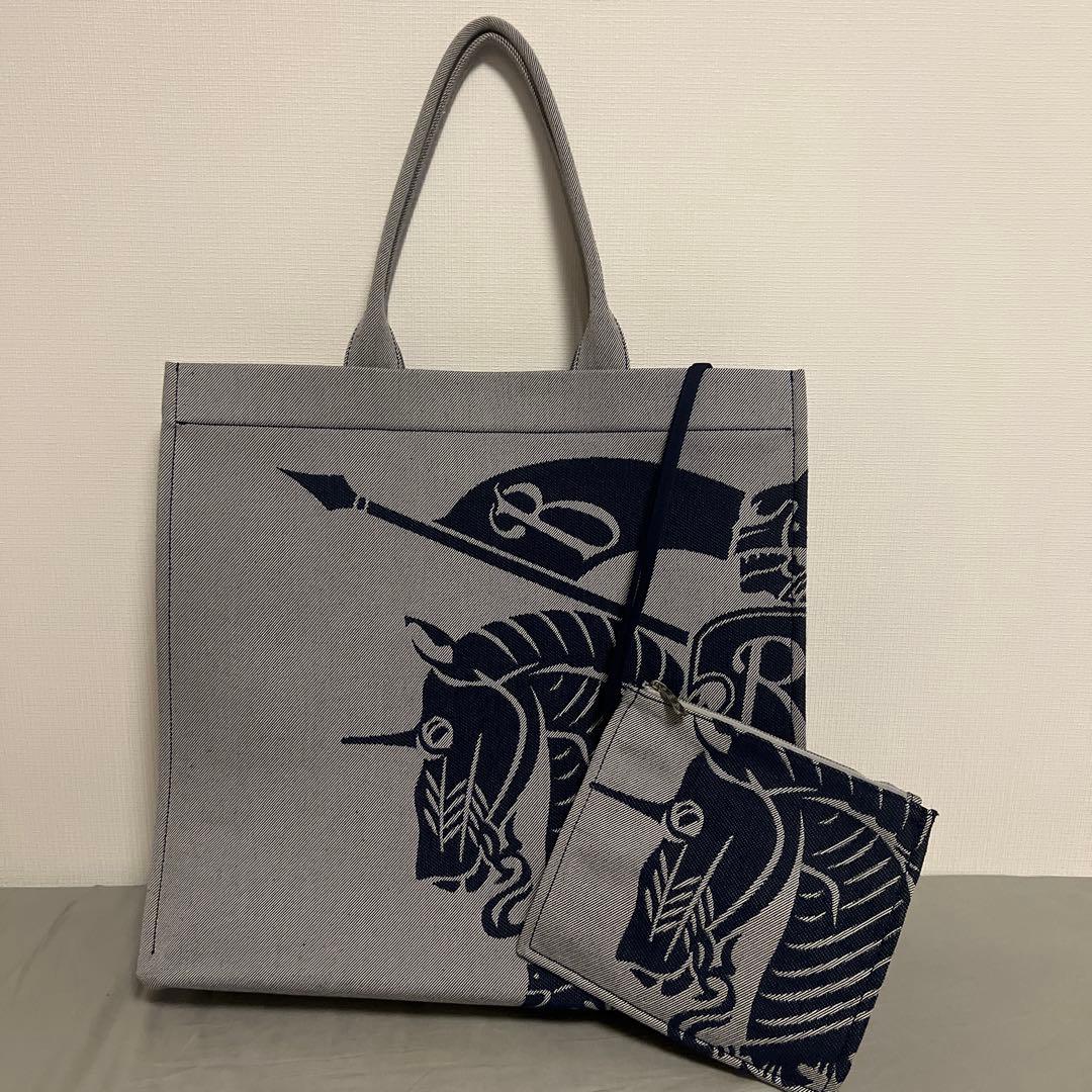 バーバリー　BURBERRY　トートバッグ