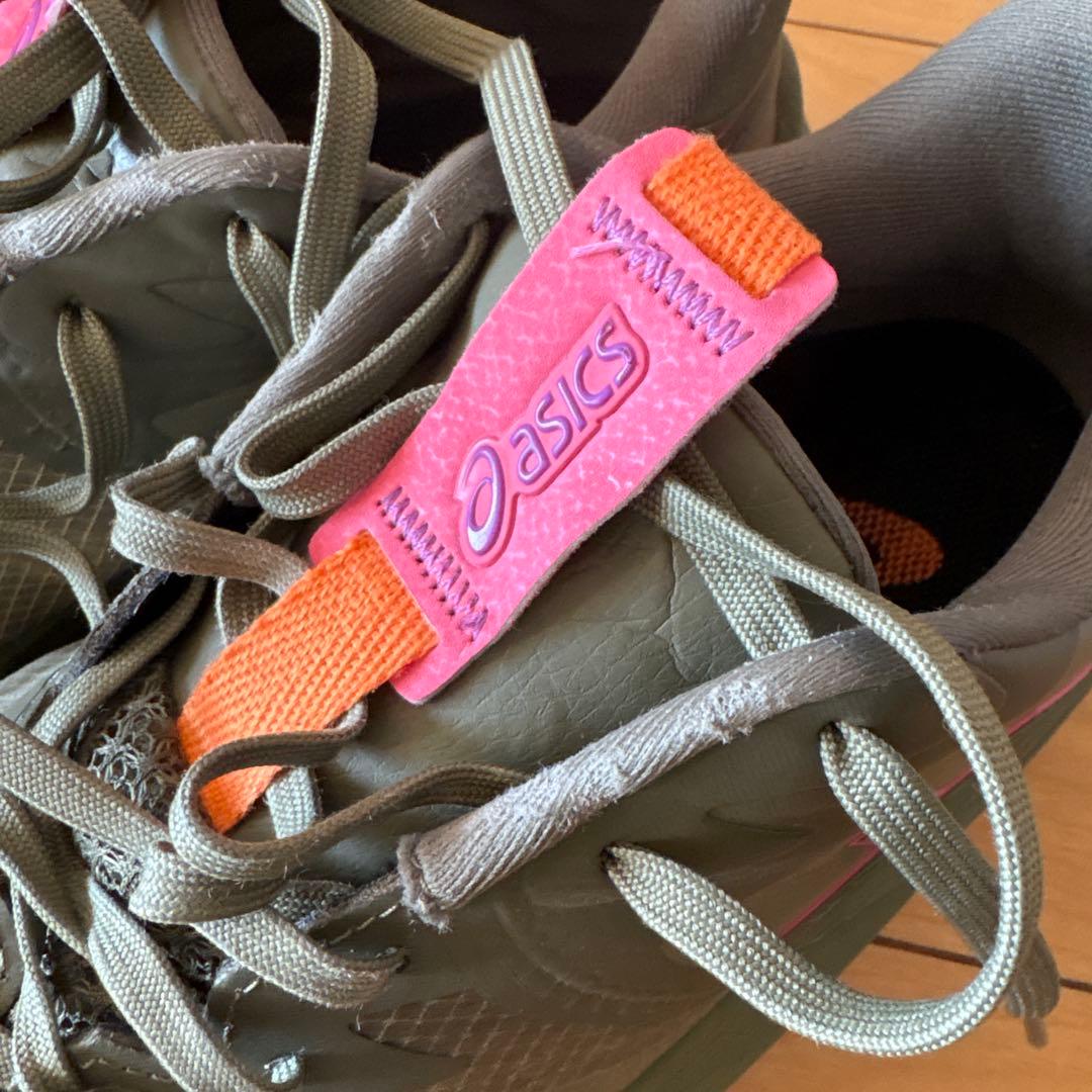 ASICS バスケットボールシューズ グレー/ピンク