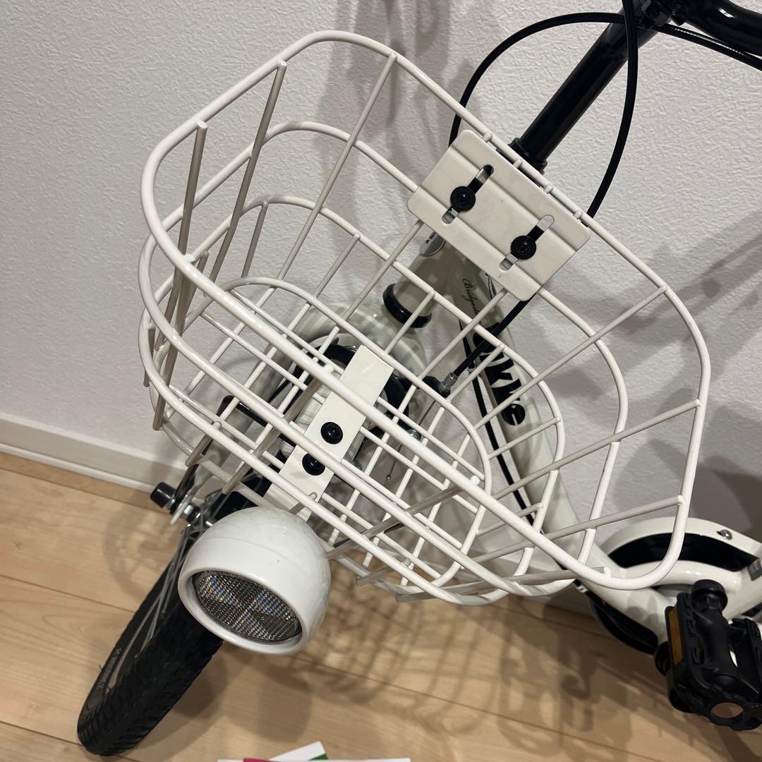 美品　引取り限定　子供用 16インチ　自転車 ホワイト bikke ブリヂストン