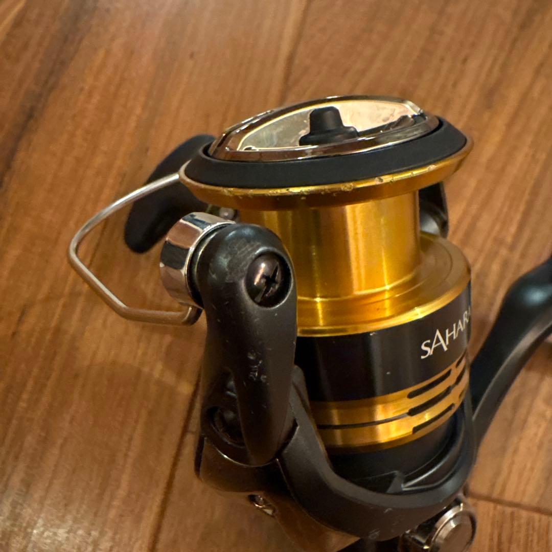シマノ　サハラ　4000XG スピニングリール　サーフ　シーバス