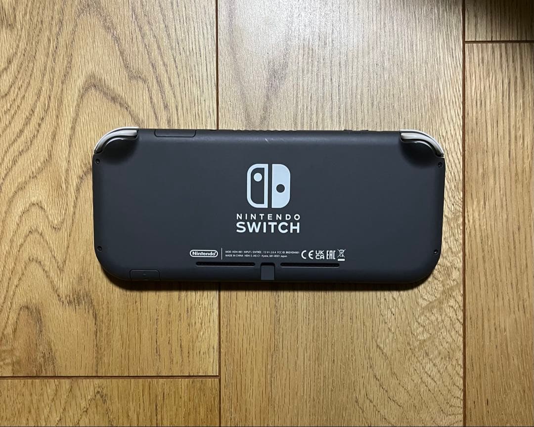 Nintendo switch Lite 本体のみ ニンテンドースイッチライト