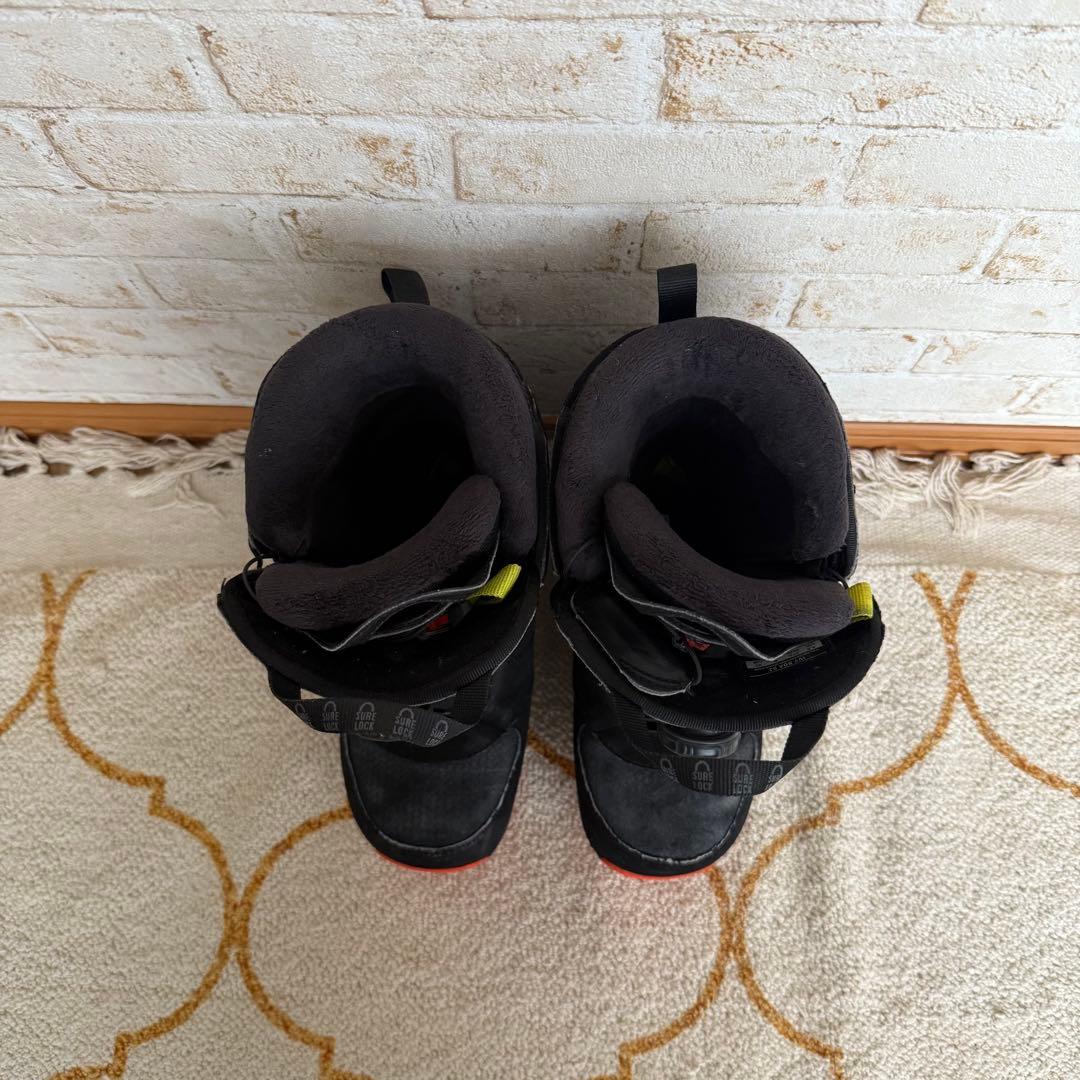 SALOMON スノーボードブーツ
