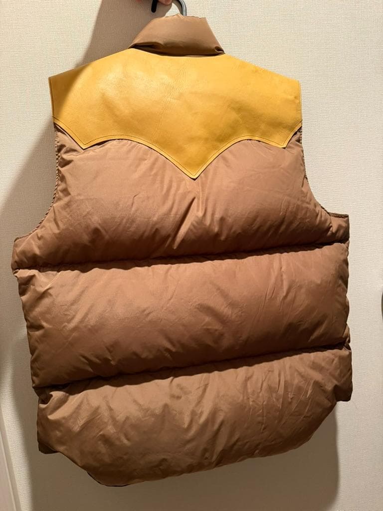 Rocky Mountain Featherbed 50周年記念 ダウンベスト