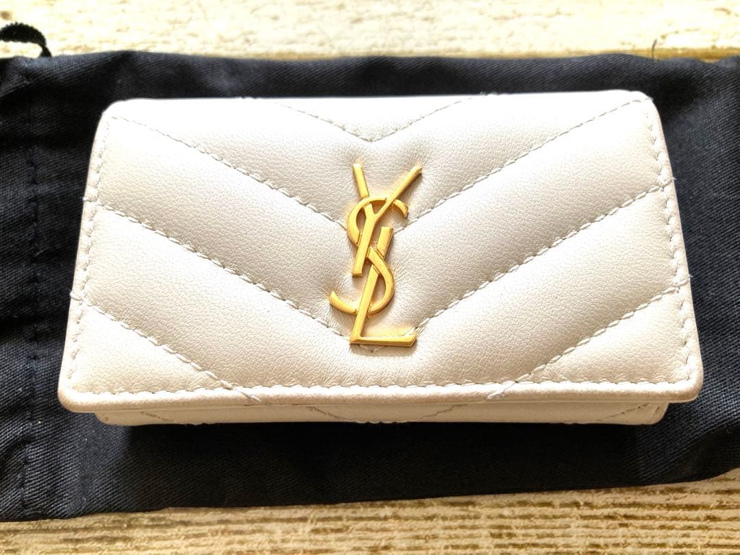 Saint Laurent YSLモノグラムキーケース クリームホワイト