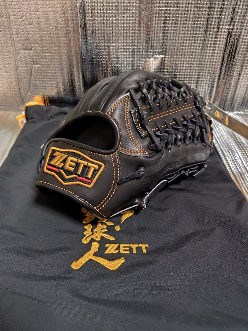 【新品】ZETT 軟式グローブ 黒 専用袋付き
