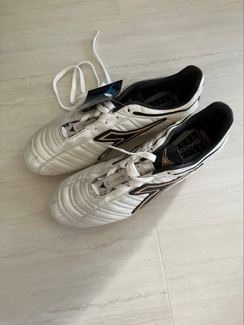 Diadora サッカーシューズ・スパイク ホワイト
