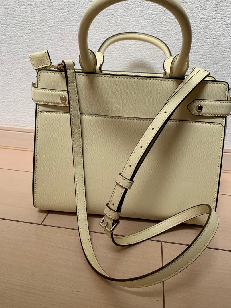 kate spade ハンドバッグ 黄色　　 販売期間5月末まで❕