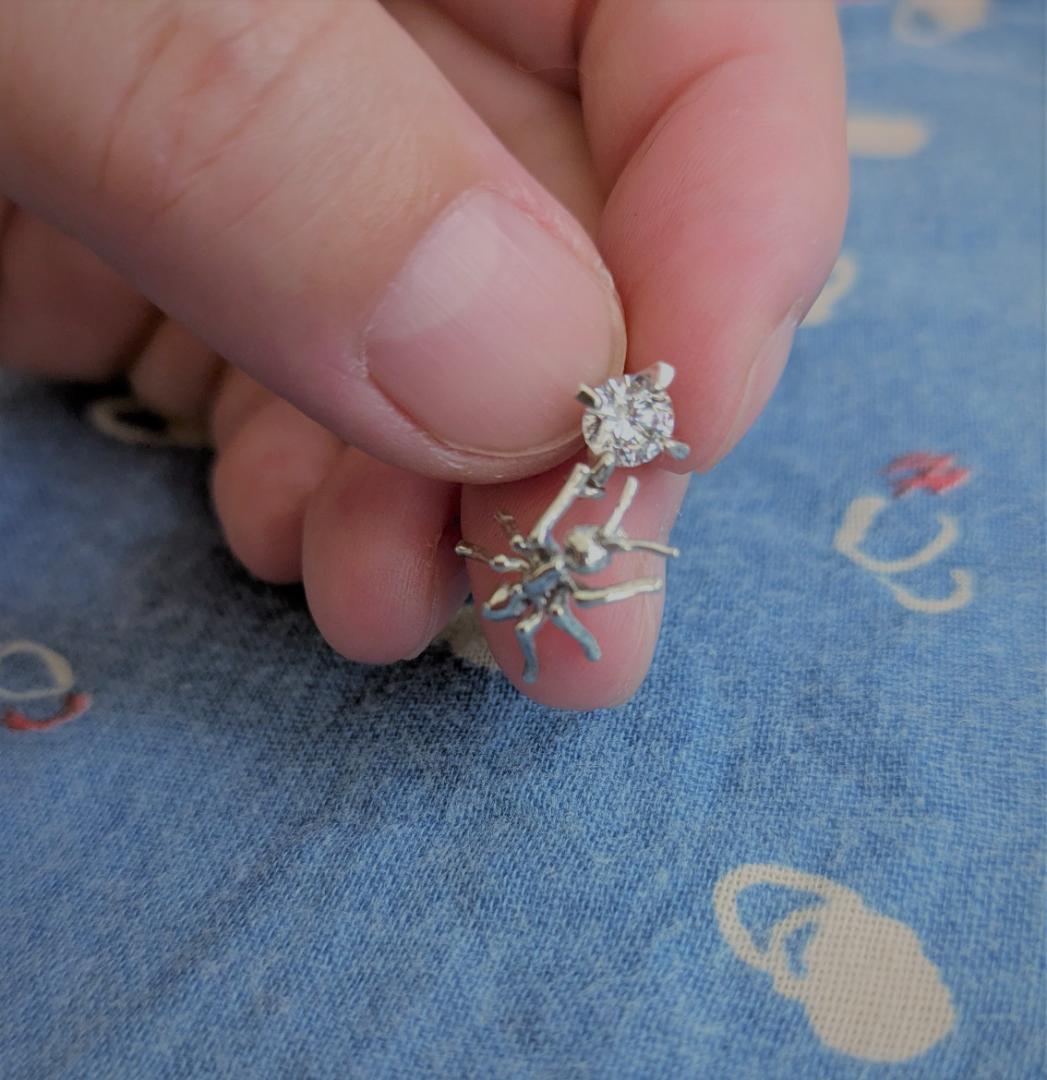 e.m.片耳用 アリジルコニアシルバーピアス*イーエム