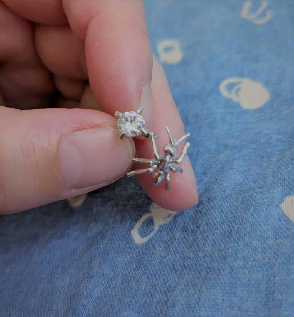 e.m.片耳用 アリジルコニアシルバーピアス*イーエム