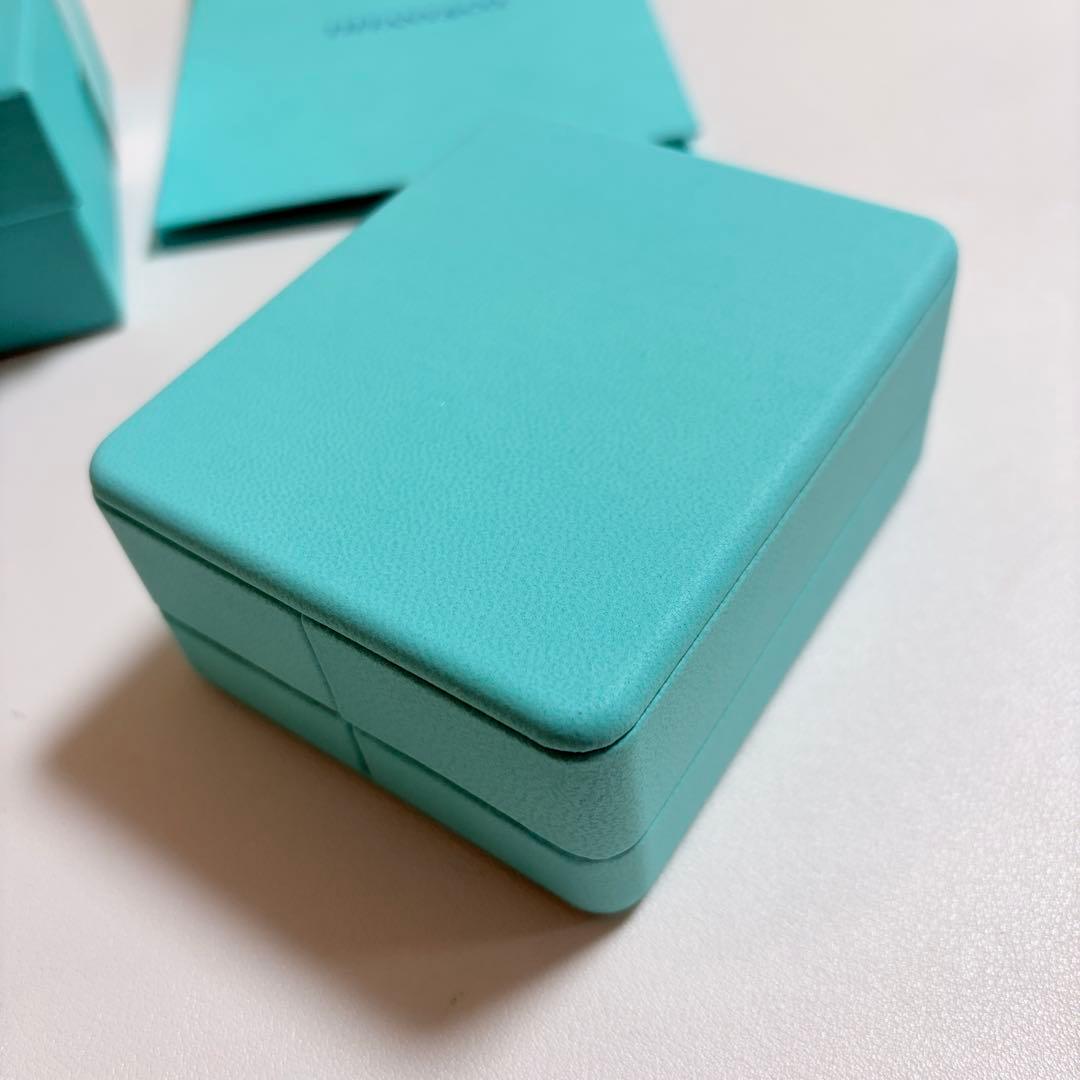 美品　ティファニー　ネックレスケース　空箱　リボン付き　ブルーボックス