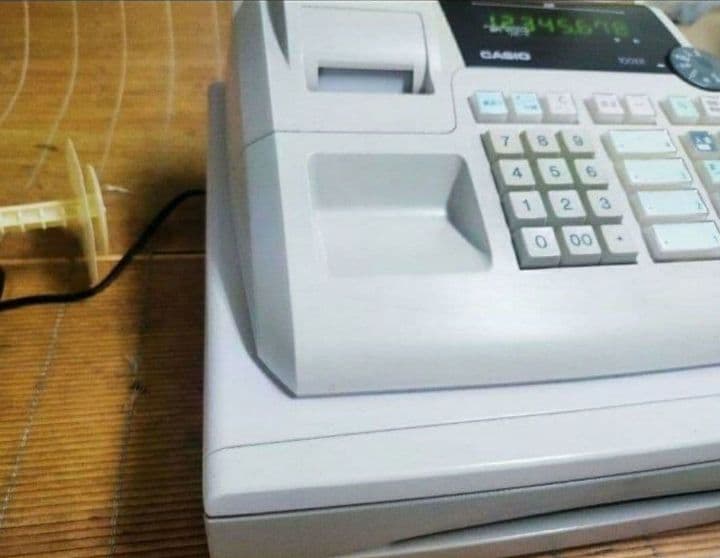 カシオレジスター　100ER　簡単便利特殊　送料込　260110