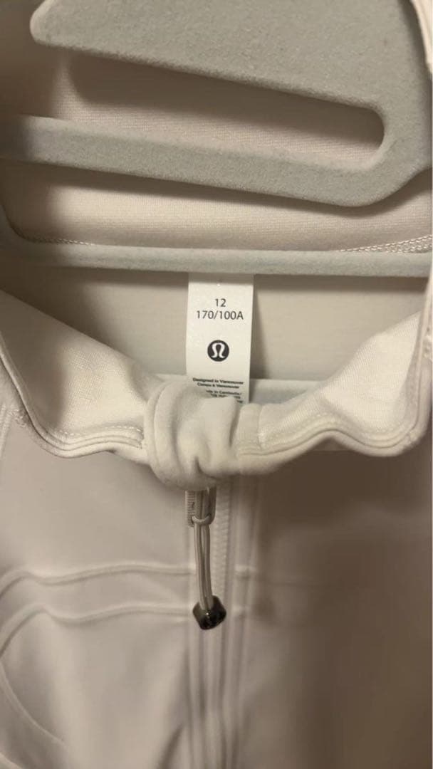 Lululemon Defineジャケット 12 ホワイト