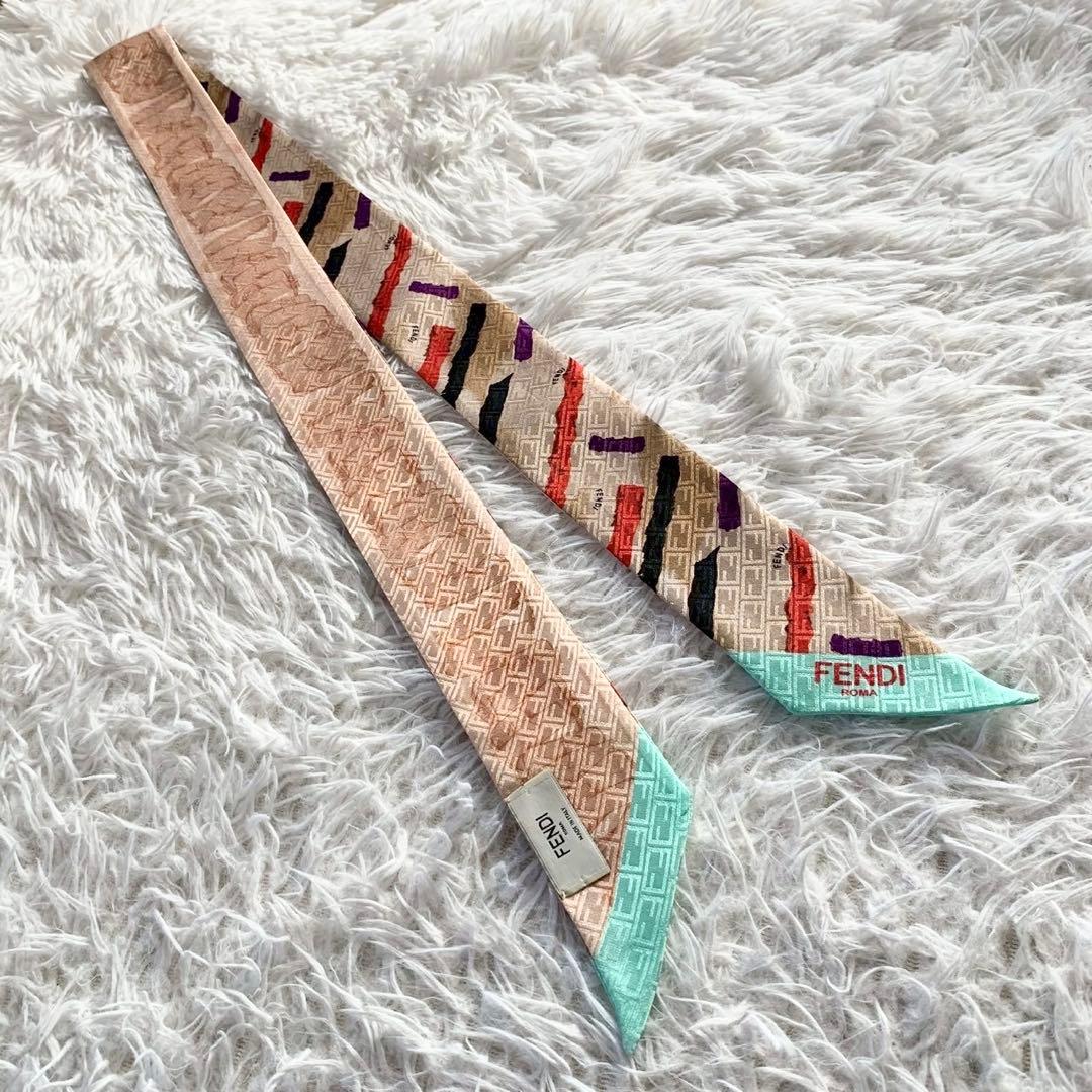 FENDI　フェンディ　FFロゴ　ズッカモチーフ　バッグモチーフ　ラッピー