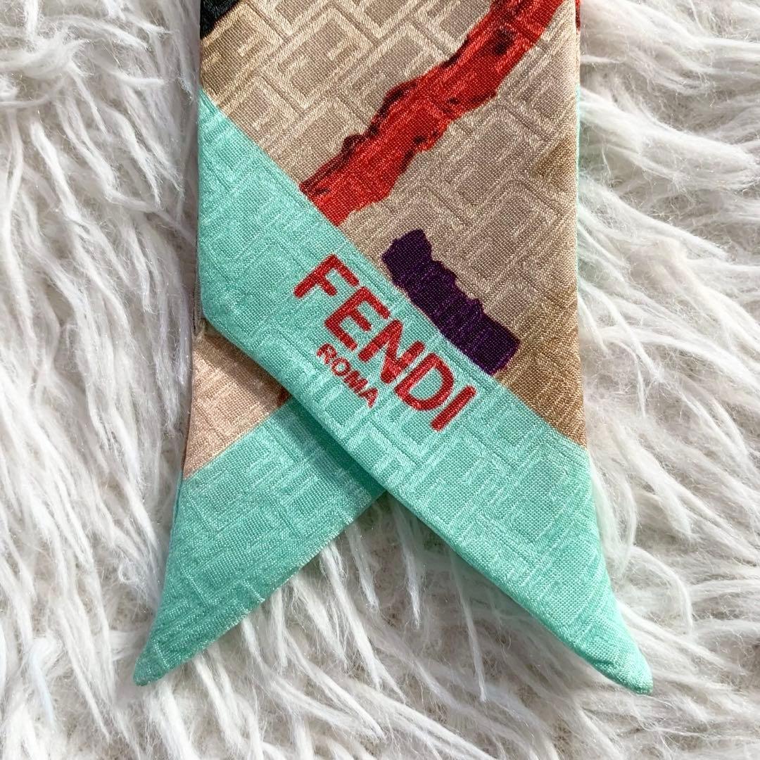 FENDI　フェンディ　FFロゴ　ズッカモチーフ　バッグモチーフ　ラッピー
