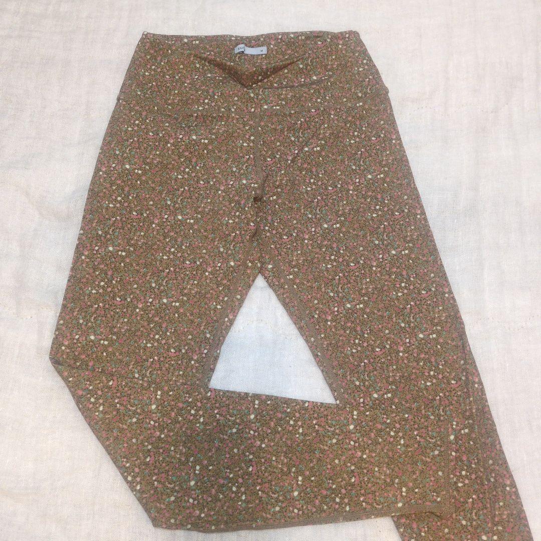 【美品】suria ヨガウェア　レギンス