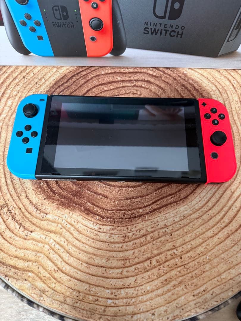 Nintendo Switch ニンテンドースイッチ本体　ネオン②