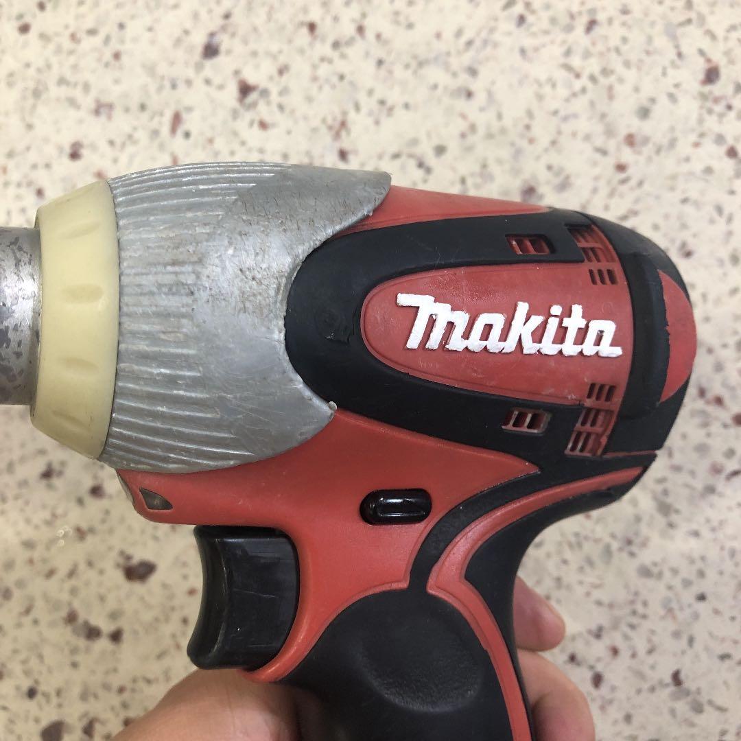 マキタインパクトドライバーTD130D本体のみmakita