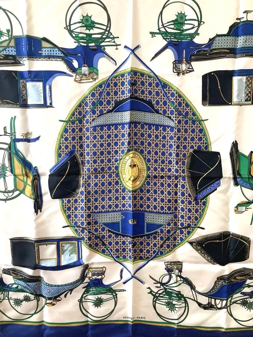 HERMES/エルメス スカーフカレ90 折りたたみ式幌の馬車　白×青