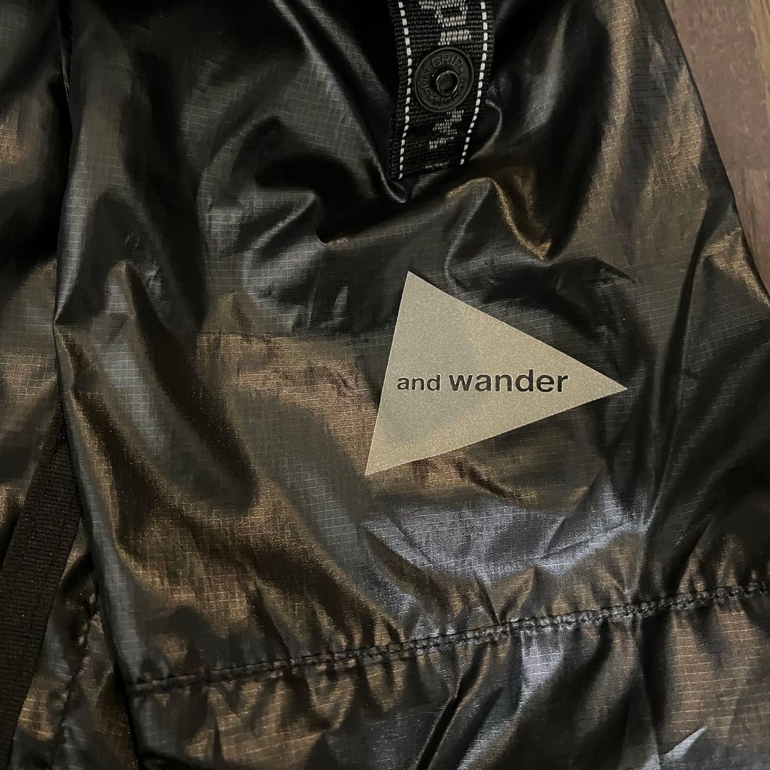and wander utility pocket vest ブラック ベスト