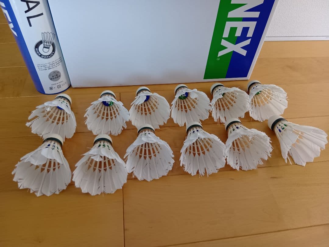 tanny　中古　YONEX ニューオフィシャル　シャトル 10ダース